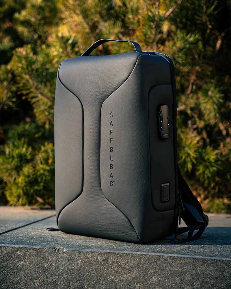 Urban Anti-Theft Smart Backpack – SafeBeBag - Main Image