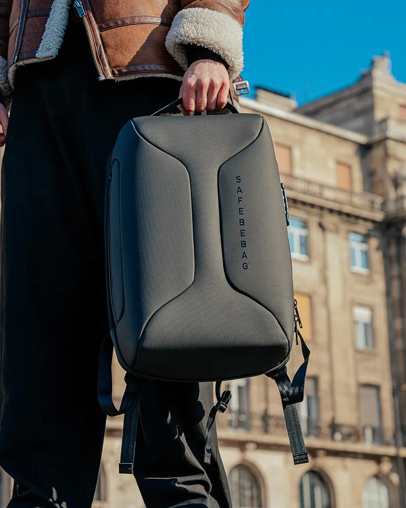 Urban Anti-Theft Smart Backpack – SafeBeBag
